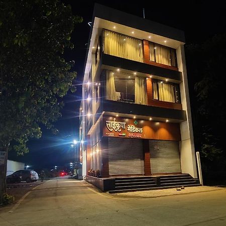 Hotel Sai Ssl Ширді Екстер'єр фото