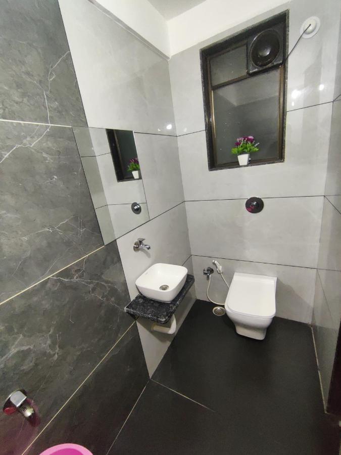 Hotel Sai Ssl Ширді Екстер'єр фото