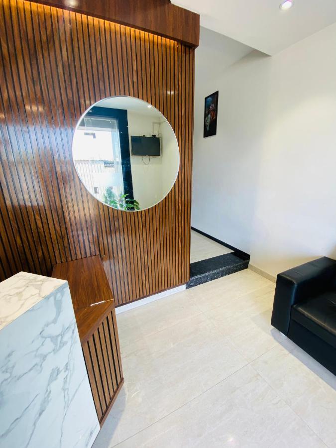 Hotel Sai Ssl Ширді Екстер'єр фото
